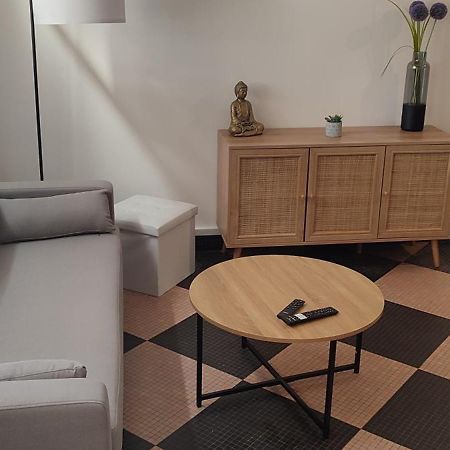 Maison Charmante Avec Patio ! Μπουρζ Εξωτερικό φωτογραφία