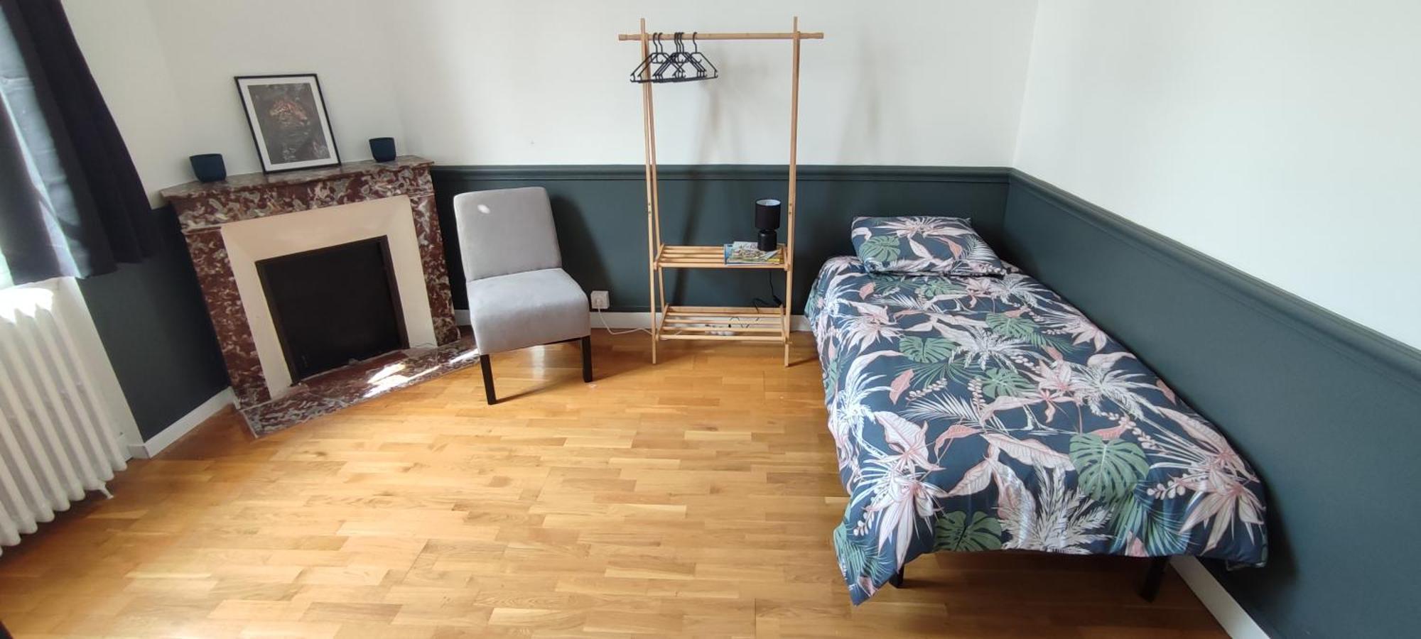 Maison Charmante Avec Patio ! Μπουρζ Εξωτερικό φωτογραφία